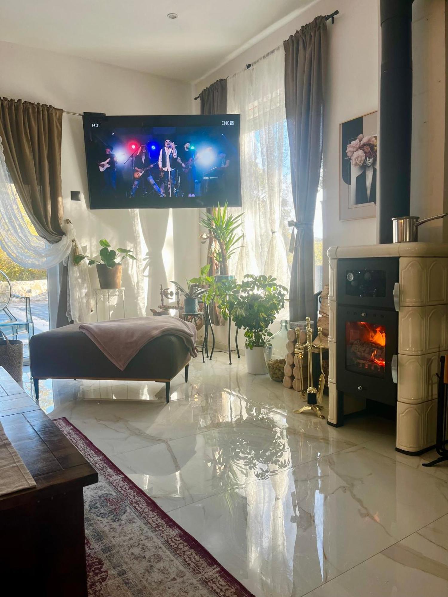 Luxury Villa Andrea Vrzika In Forest Near The Sea Zagvozd Luaran gambar