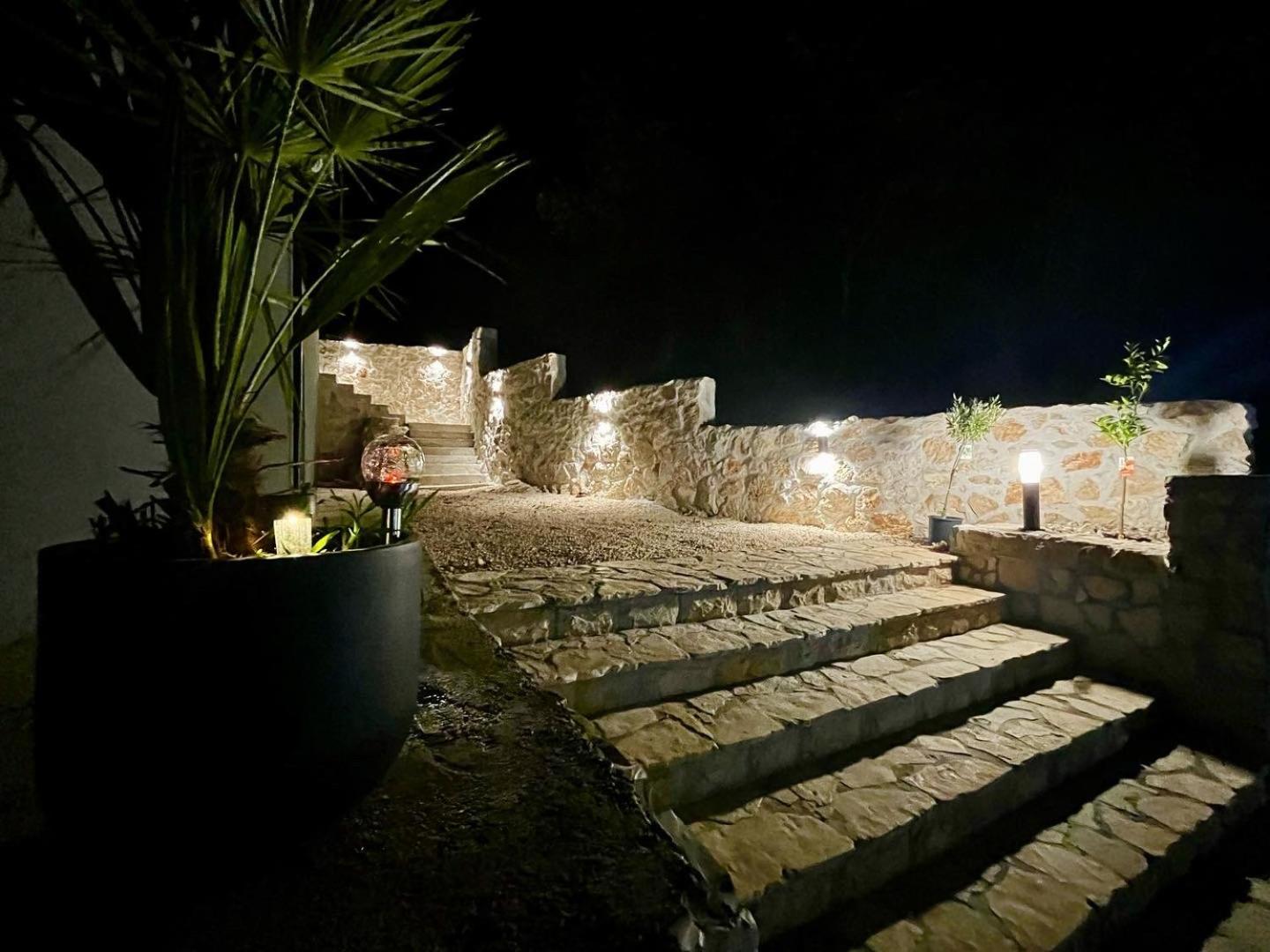 Luxury Villa Andrea Vrzika In Forest Near The Sea Zagvozd Luaran gambar