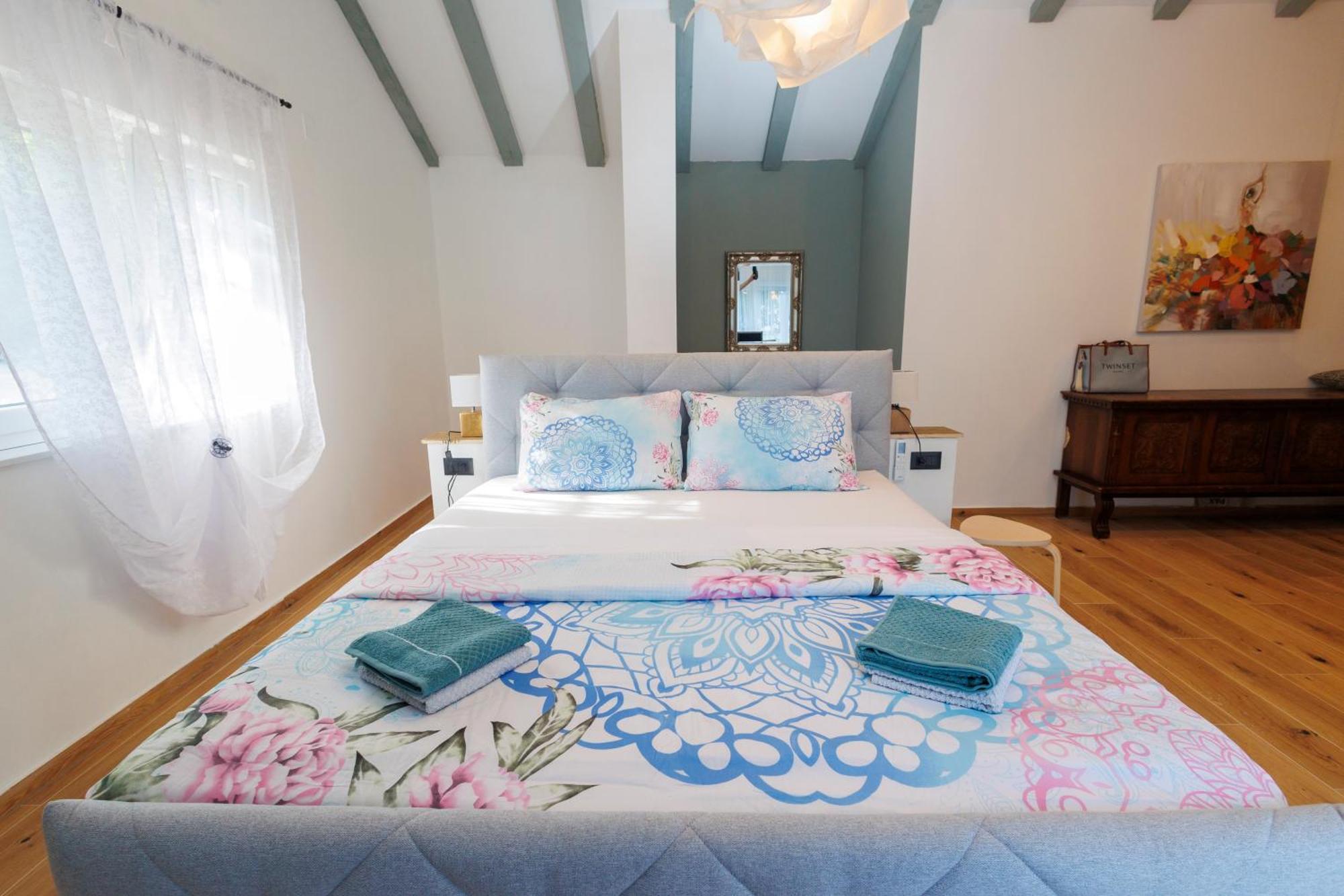 Luxury Villa Andrea Vrzika In Forest Near The Sea Zagvozd Luaran gambar