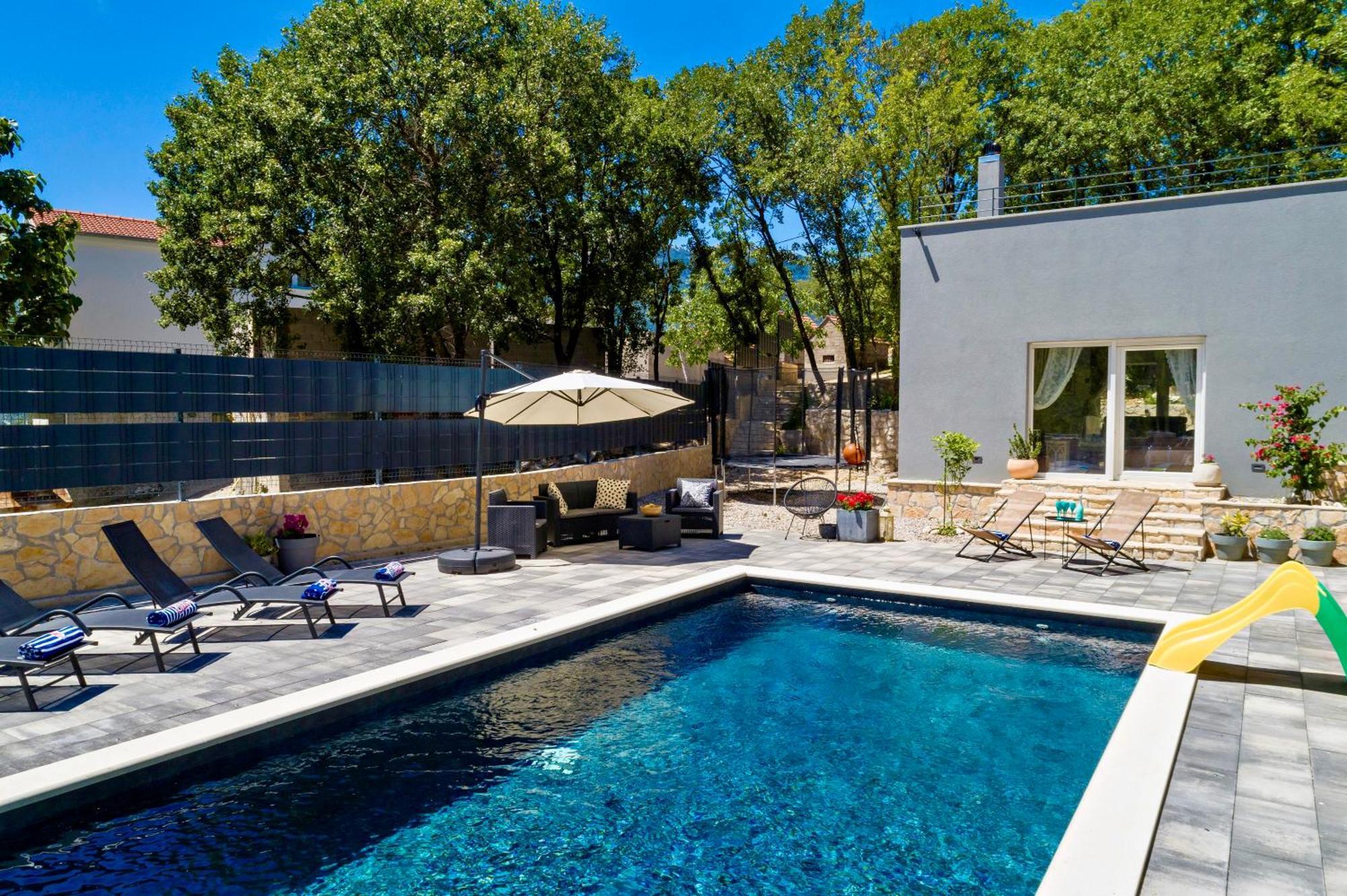 Luxury Villa Andrea Vrzika In Forest Near The Sea Zagvozd Luaran gambar